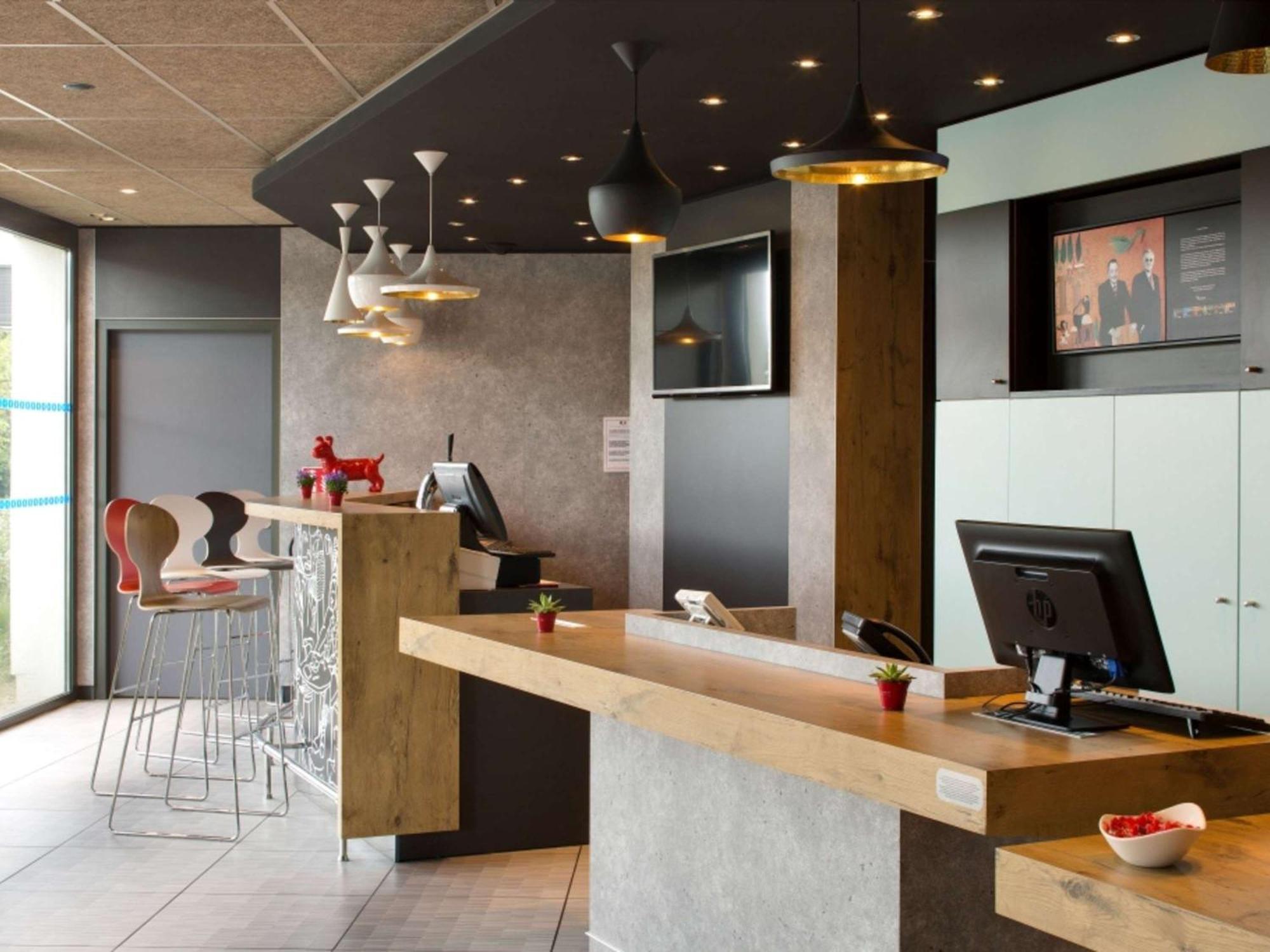 Ibis Montceau Les Mines Ξενοδοχείο Εξωτερικό φωτογραφία